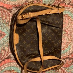 Louis Vuitton Menilmontant in Monogram